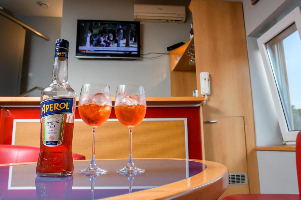 A Perfect Option For People Who Want To Enjoy Their Stay In Košice Eksteriør billede